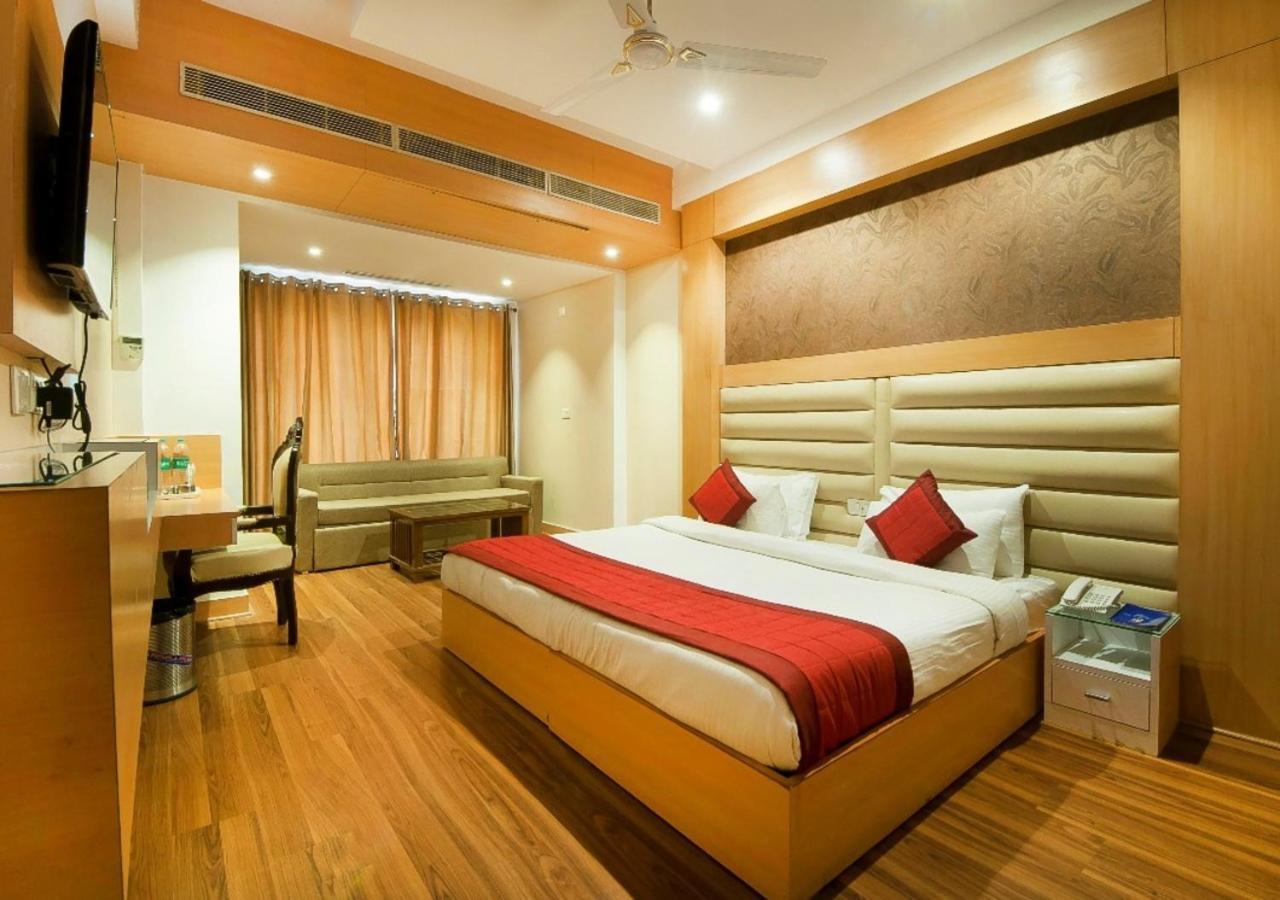 Asian Suites Iffco Metro Station Gurugram Gurgaon Exterior foto