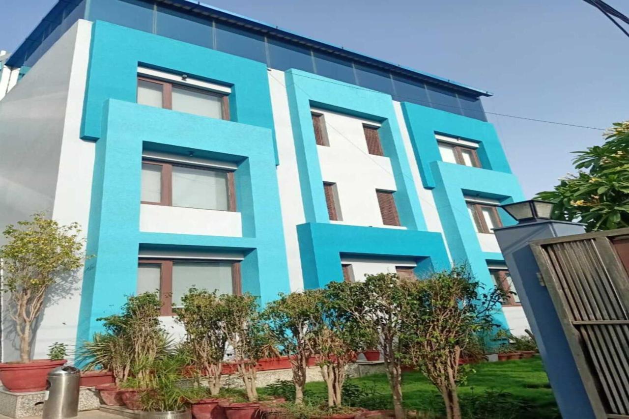 Asian Suites Iffco Metro Station Gurugram Gurgaon Exterior foto