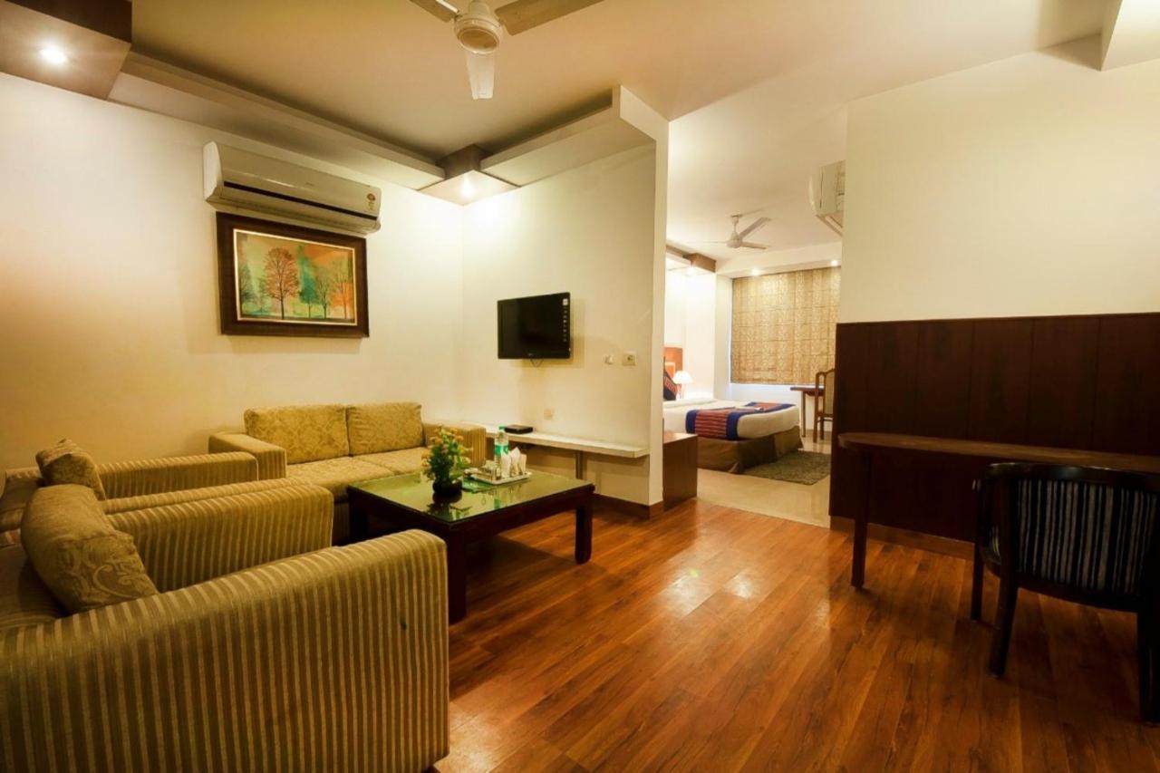 Asian Suites Iffco Metro Station Gurugram Gurgaon Exterior foto