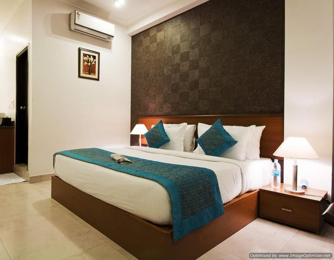 Asian Suites Iffco Metro Station Gurugram Gurgaon Exterior foto