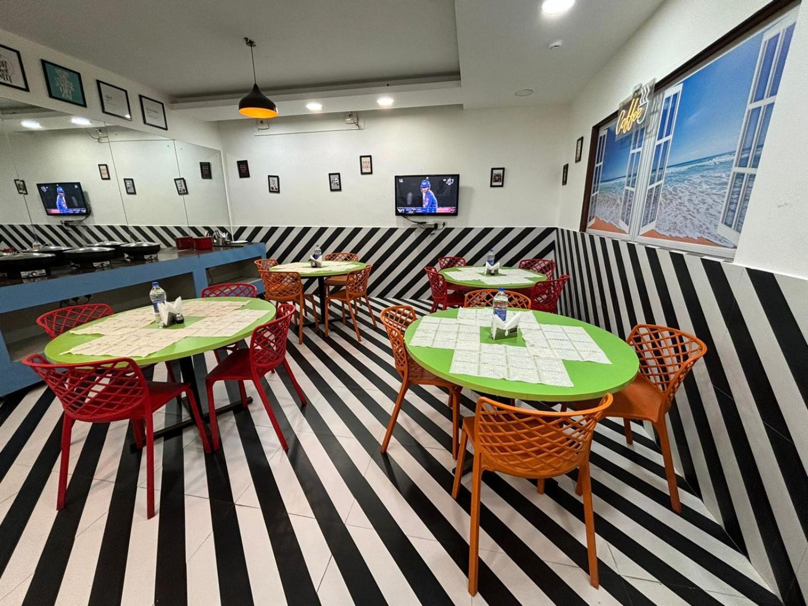 Asian Suites Iffco Metro Station Gurugram Gurgaon Exterior foto
