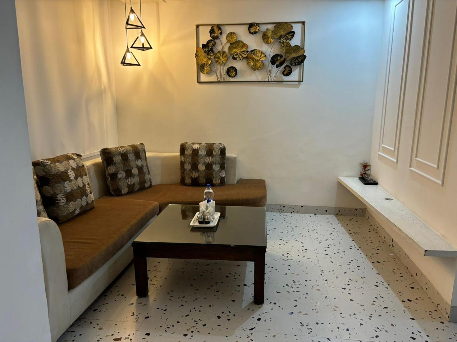 Asian Suites Iffco Metro Station Gurugram Gurgaon Exterior foto