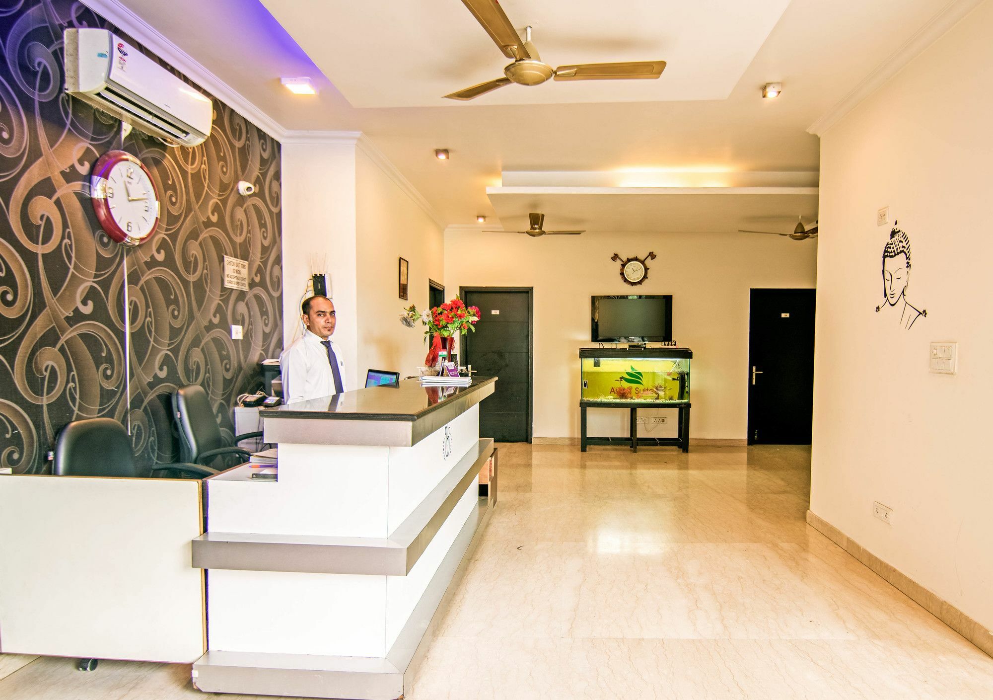 Asian Suites Iffco Metro Station Gurugram Gurgaon Exterior foto